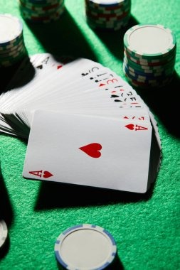 Live dealer spinning the Speed Roulette wheel in real time on mawartoto88 login